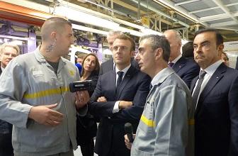 Economie - Emmanuel Macron en visite à l'usine Renault MCA de Maubeuge