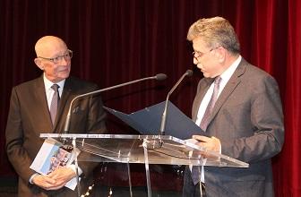 Honorariat - Le préfet salue l’engagement de Patrick Masclet à la tête de la commune d’Arleux 