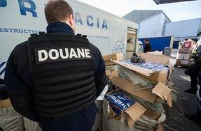 Journée mondiale anti-contrefaçon : les douaniers de Lille se mobilisent