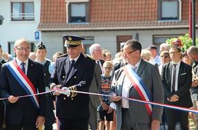 Territoires - Eric Étienne, sous-préfet de Dunkerque, inaugure la mairie de Quaëdypre