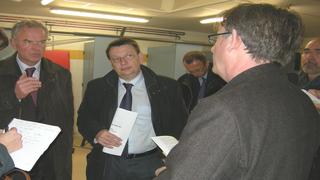 Dominique BUR, préfet du Nord était accompagné de Pascal JOLY, préfet délégué pour l'égalité des chances