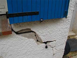 Photo d'un retrait-gonflement des argiles sur une maison